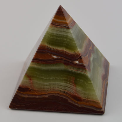 Pakistani Onyx 4in Pyramid